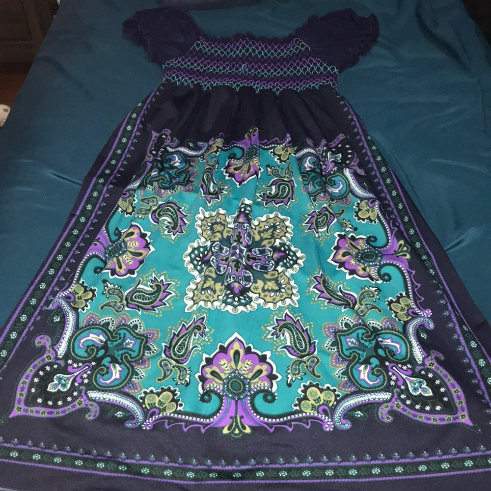 Dress - Picture 3 of 3